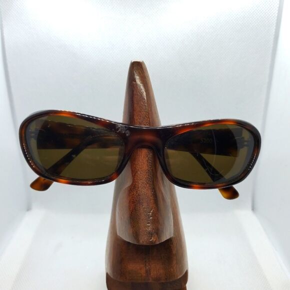 Tommy Hilfiger Brown Tortoiseshell Sunglasses - Picture 1 of 8